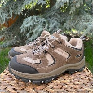 Nevado Brown Suede Leather Boomerang 2 Boom 2 Hiking Boots. Women’s size 7.5